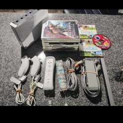 Nintendo Wii Bundle 