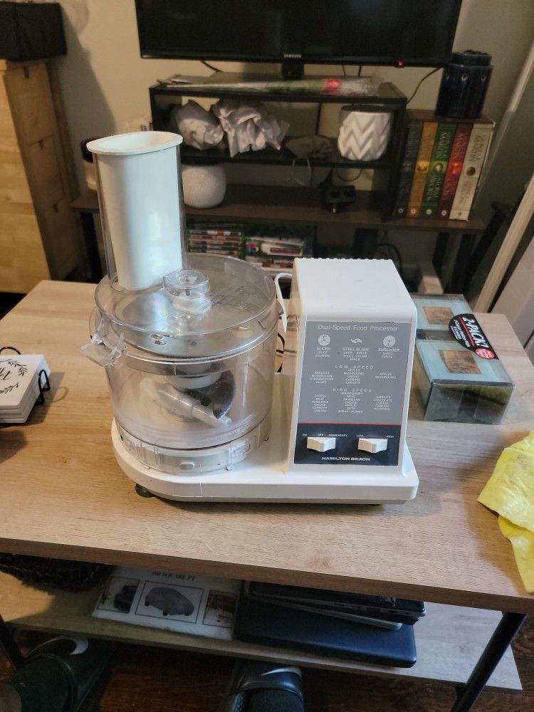 * NEW * Zyliss Food Chopper for Sale in Queens, NY - OfferUp