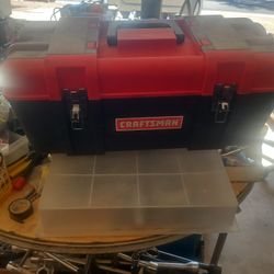 https://offerup.com/redirect/?o=VG9vbC5ib3g= Craftsman Carry, Locking Latches Tray Excellent Working Condition,  E MESA 
