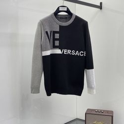 Versace Men’s Sweater 2025 New 