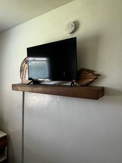 Wall shelf