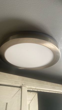 Light fixtures