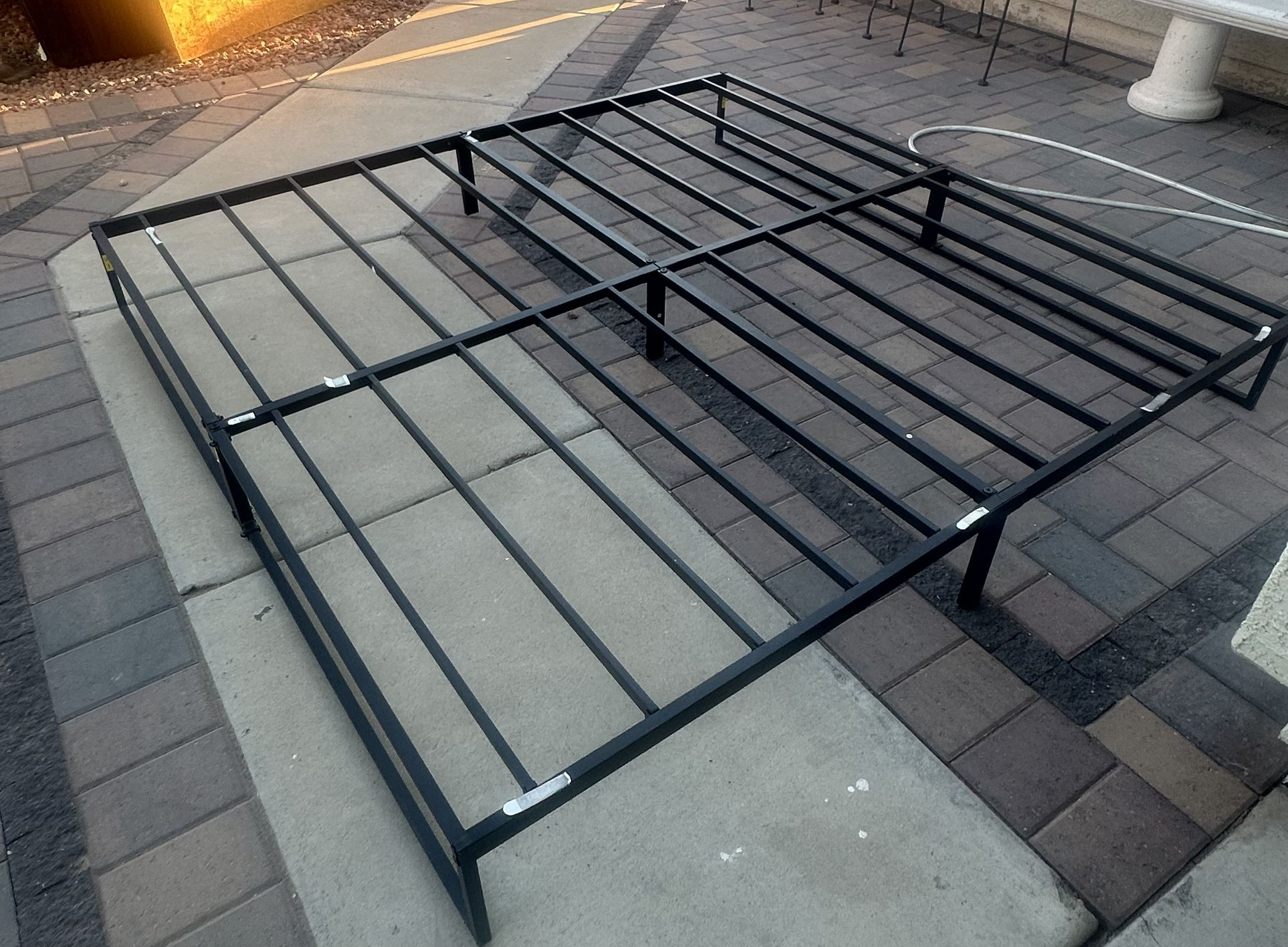 King Metal Frame 10’