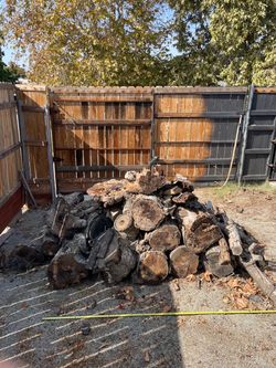 3/4 - Cord of Seasoned Oak