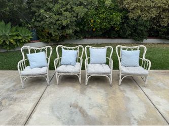 Patio set chairs