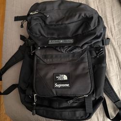 Supreme x The North Face Backpack