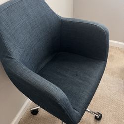 Mid Century Cute Chair