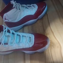 Jordan Retro 11's Cherry