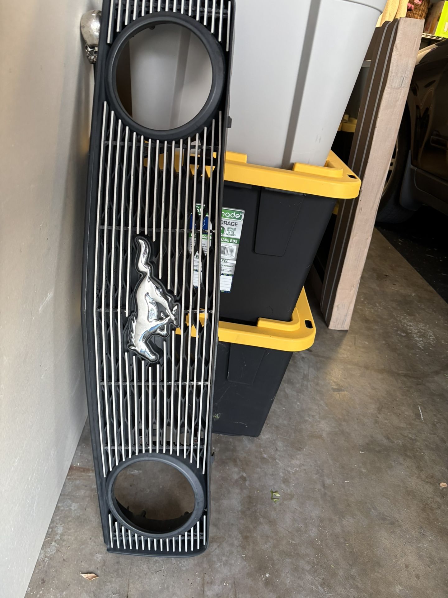 Mustang Grill