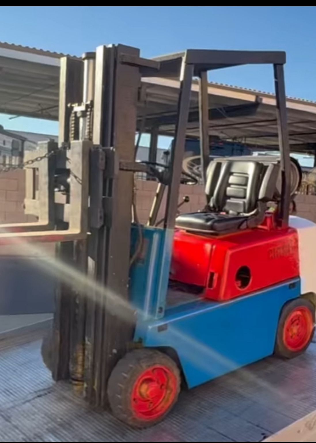 Propane forklift 