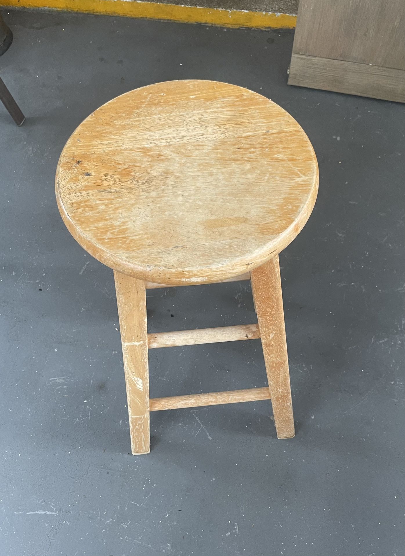 24” Wooden Stool