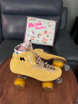 Moxi Lolly Skates - Size 8 - 8 1/2