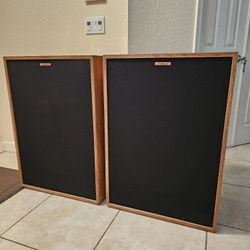 Vintage Klipsch Cornwall Speakers 