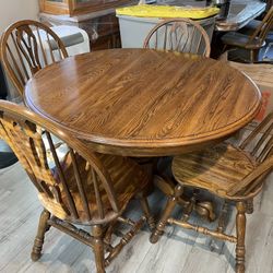 Kitchen Round Table With 4 Chairs 