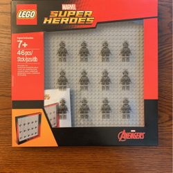 LEGO Marvel Super Hero’s Mini gig Display