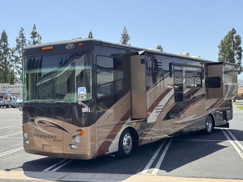 2008 Mandalay Coach Presidio 39G