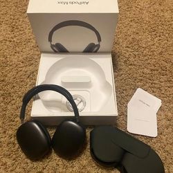 AirPod Maxes
