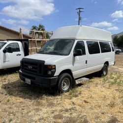 2008 Ford E-350