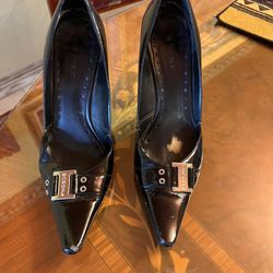 BCBG Used Shoes Size 8.5 