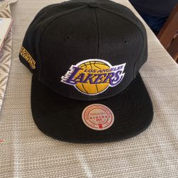 Lakers Snap Hat