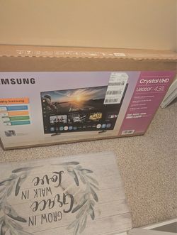 Samsung Smart 43 inch TV