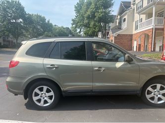 2009 Hyundai Sante Fe ( Serious Inquiries only)