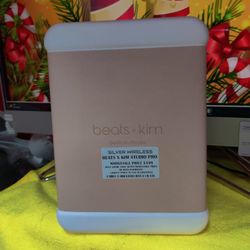 BEATS X KIM STUDIO PRO 