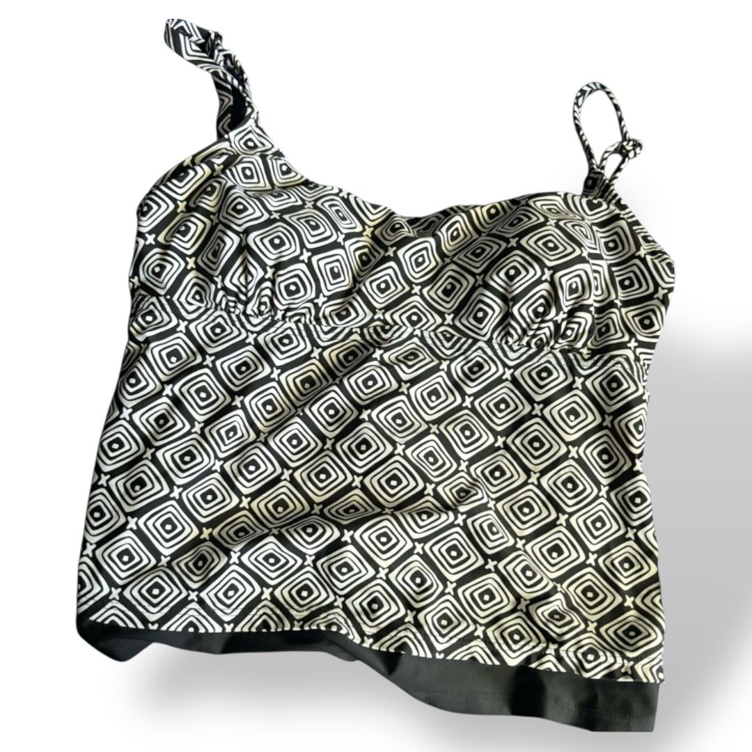 Black and White Geometric Patterned Swimsuit Top SZ 16
