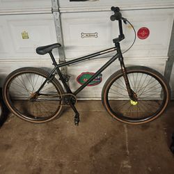 High End 26 Inch Bike Mint Condition 