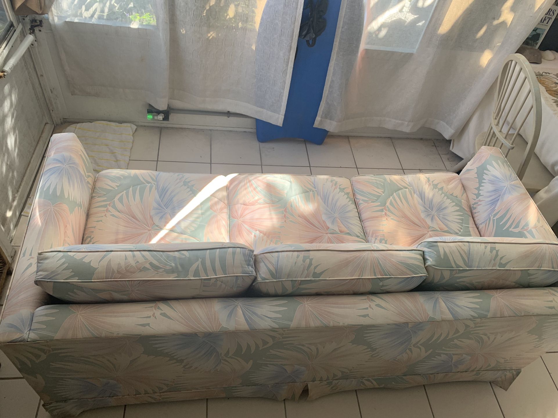 FREECouch Sleeper Sofa Bed Queen Pull Out FREE for Sale in North Palm