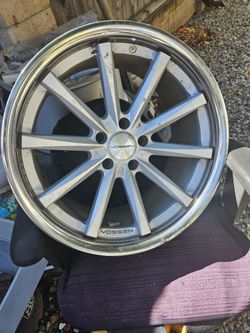 Vozzen Rims 20"