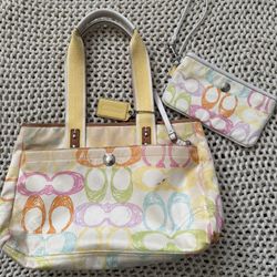 Vintage Coach Scribble Monagram Bag With Matching Wallet 