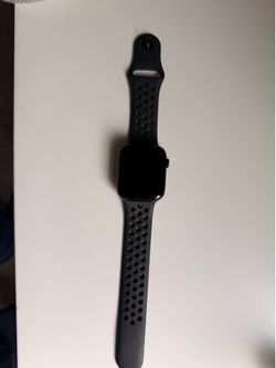Apple Watch Series 7 Nike Edition 45mm Aluminum Case