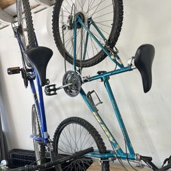 His n her Mountain Bikes