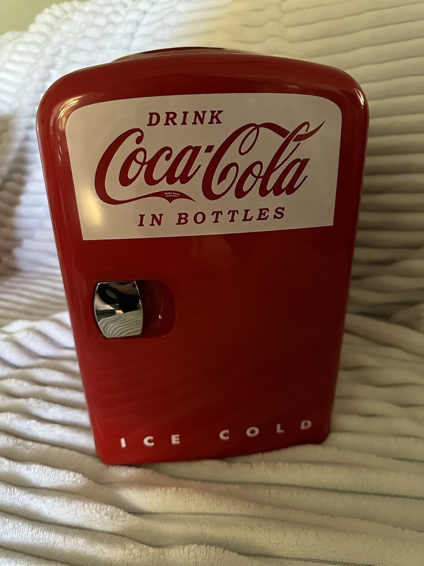 Coca Cola Mini Fridge