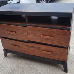 *** PROJECT PIECE *** 4-Drawer Console