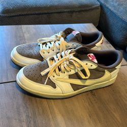 Travis Scott Reverse Mocha