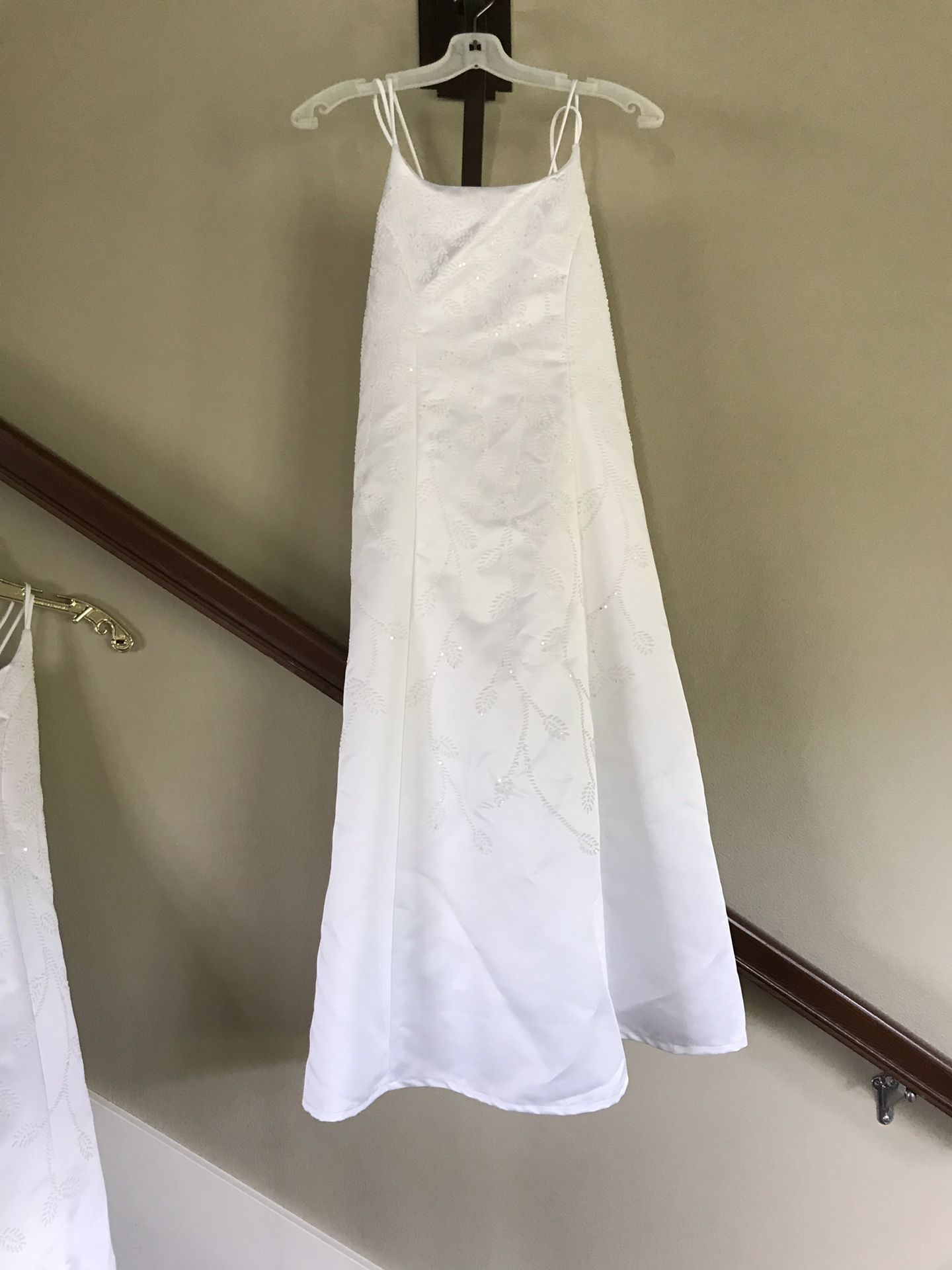 Flower girl white dress size 16 Fits Like 12 communion wedding