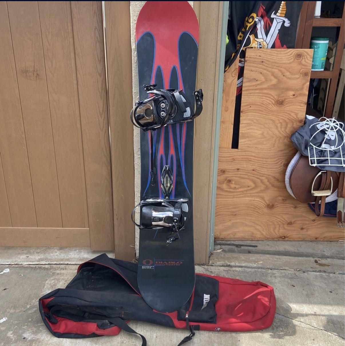 Diablo Snowboard With Bindings