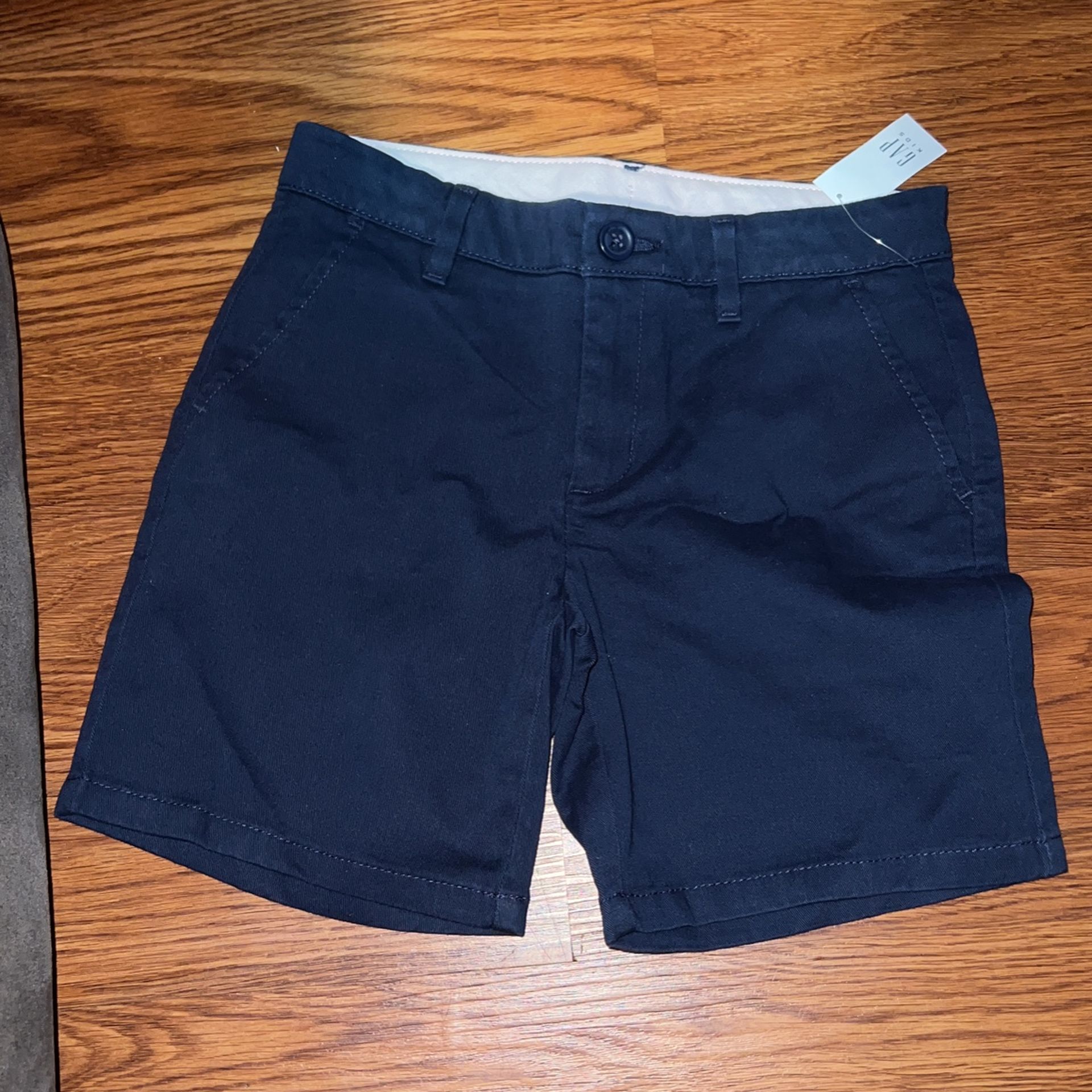 GAP. GIRLS SCHOOL UNIFORMS