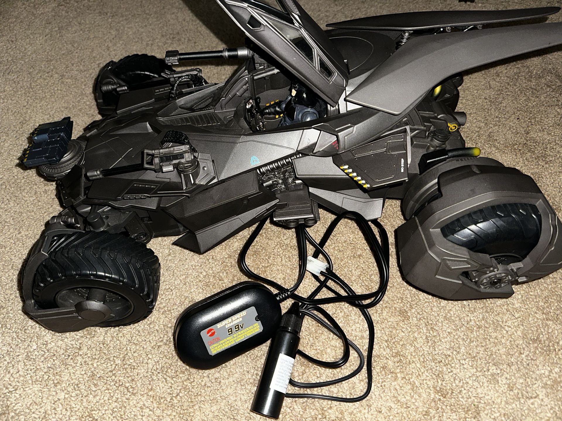 DC Justice League Ultimate Batmobile RC Vehicle