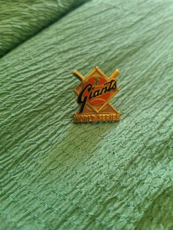 SF Giants Pin