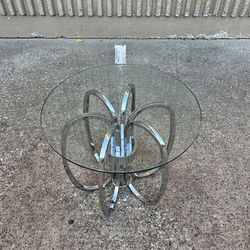 1970’s Mid-Century Chrome Ring Side Table in the Manner of Milo Baughman