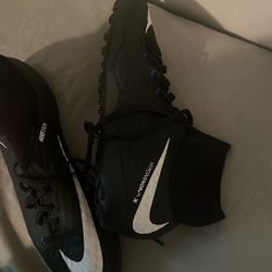 Nike Size 9  Like New 