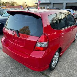 2007 HONDA FIT SPORT

150k miles

No finance , Cash price : 5750$ + processing fee firm price.

Excellent condition for the year  , Runs and drives gr