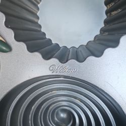 Wilson Cup Cake Mold