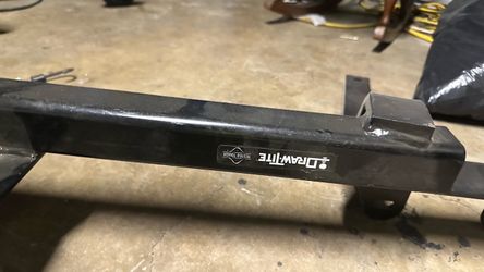 Tow hinges ￼