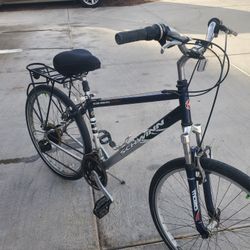 Nice Like New Schwinn Suburban Sports Bike Has 21 Speeds New Bike Seat And Bike Rack 150.00 