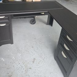 L-Shape Executive Desk