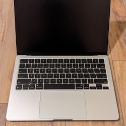EXCELLENT CONDITION Apple M4 MacBook Air 16GB , 256GB SSD